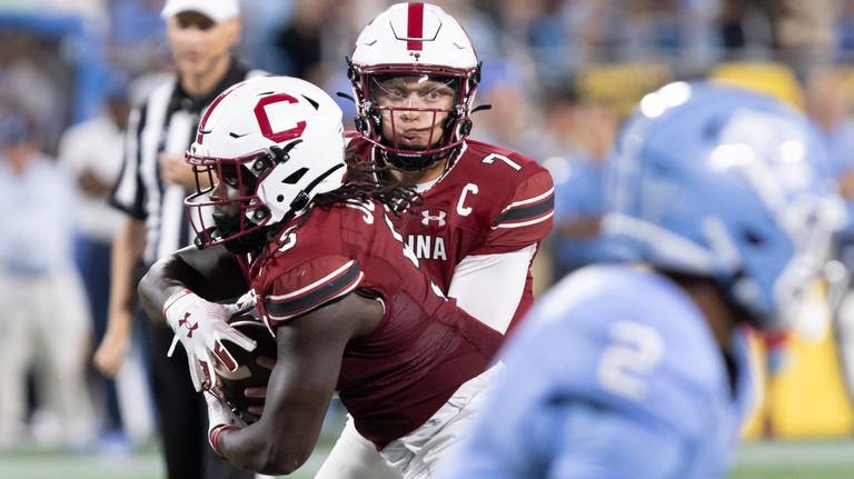Gamecocks Fall to North Carolina in the 2023 Season Opener | Gamecock