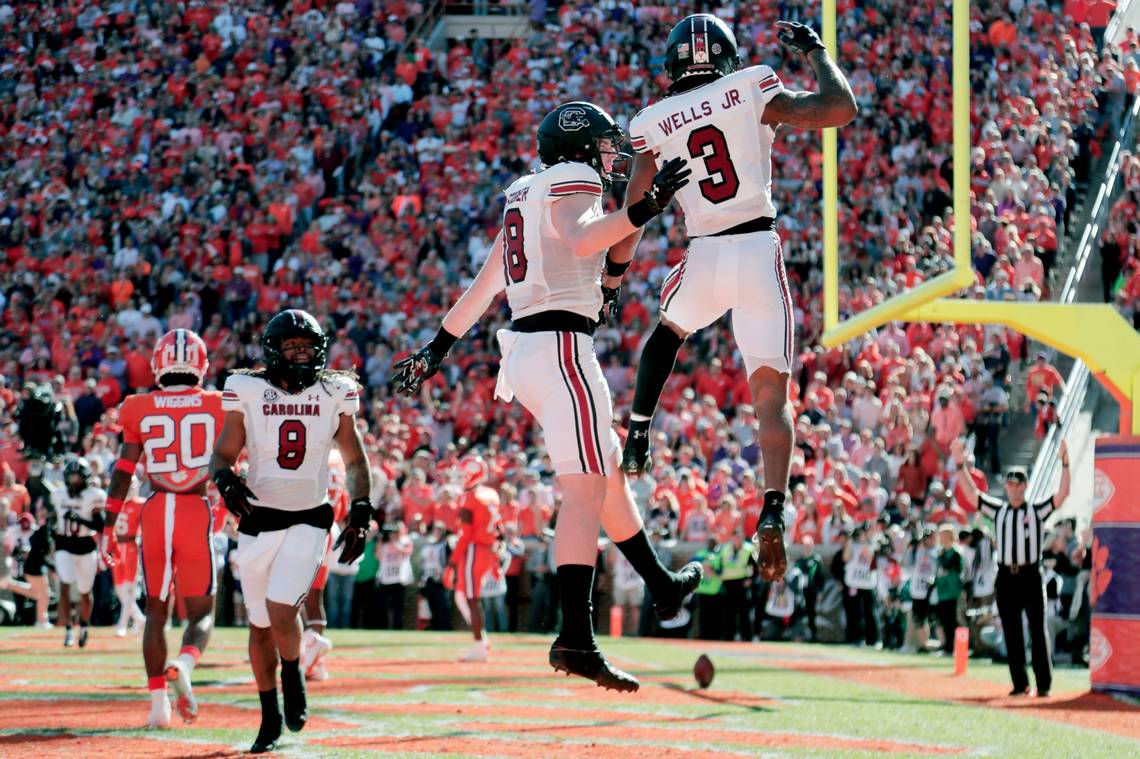 South Carolina Beats Clemson For 2nd Straight Top-10 Win With Videos ...