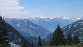 N CASCADES NP DISTANT MOUNTAINS 3.jpg