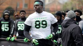 The Gamecocks lose a pair of their commitment from pair of offensive linemen in 2023 class