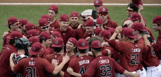 Baseball's Season Comes to a Close for the Gamecocks in Super Regional loss at Florida